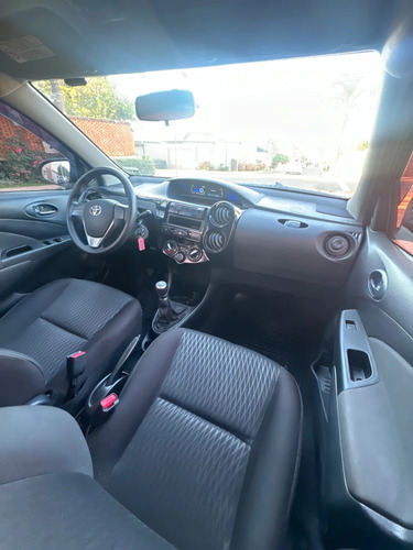 Toyota Etios 1.3 X 16V FLEX 4P MANUAL