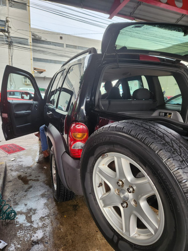 Jeep Liberty Sport 4x2 At