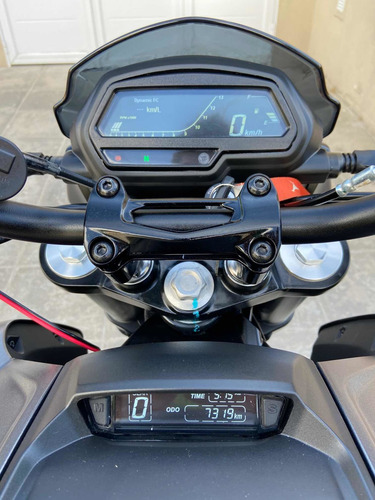 Bajaj Dominar 400ug