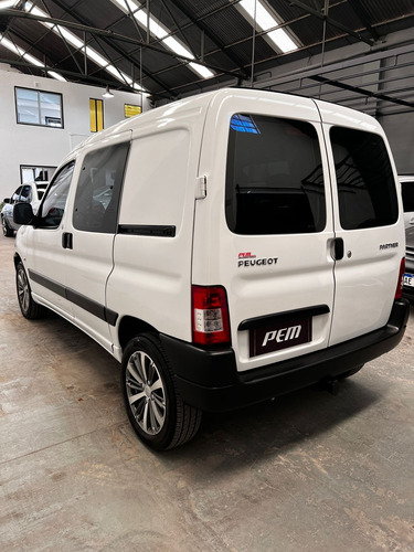 Peugeot Partner 1.6 Hdi Confort 5as