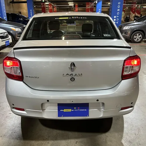 Renault Logan 1.6 Privilege / Intens