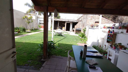 Chalet 3 Ambientes Sobre Lote De 320m2