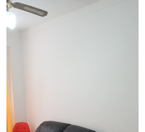 Apartamento De 1 Dormitório. Prédio Com Elevadores. No Centro Do Bairro!!