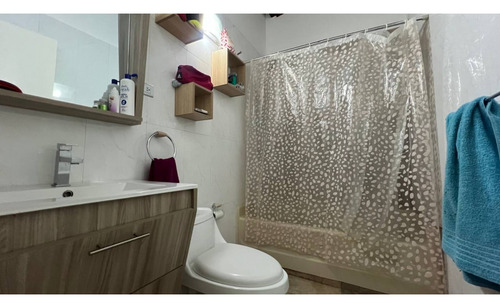 Casa De 780m2 Venta En Lomas De La Trinidad
