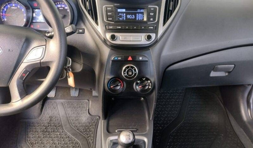 Imagem 9 de 13 de Hyundai Hb20 1.0 Comfort 12v Flex 4p Manual