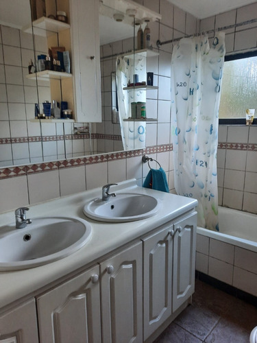 Casa De 385 M2, 4d 2b, Condominio Los Notros, Valdivia