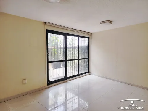 Casa Venta, Estratégicamente Ubicada El Sur De La Ciudad En La Colonia La Joya