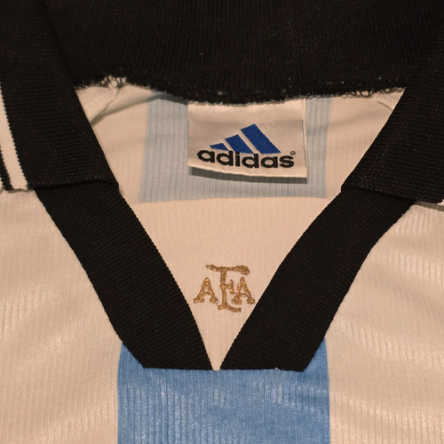 Camiseta Seleccion Argentina Titular 1998 Original. Talle L (Usado)