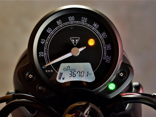 Imagem 7 de 8 de Triumph Street Twin 2016 Com 36.701kms
