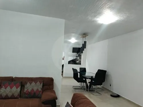 Casa En Venta En La Piedrera