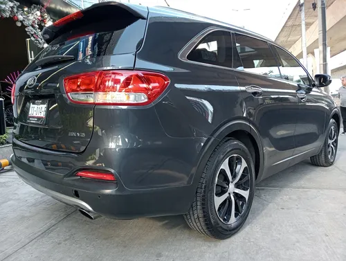 Kia Sorento 3.3 V6 Ex Pack Piel 7 Pasajeros AWD At