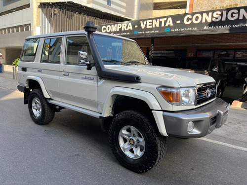 Imagen 9 de 15 de Toyota Land Cruiser Machito 2022