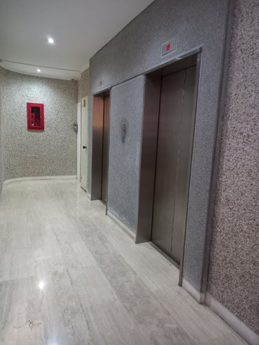 Apartamento En Venta En Las Esmeraldas De La Tahona. My