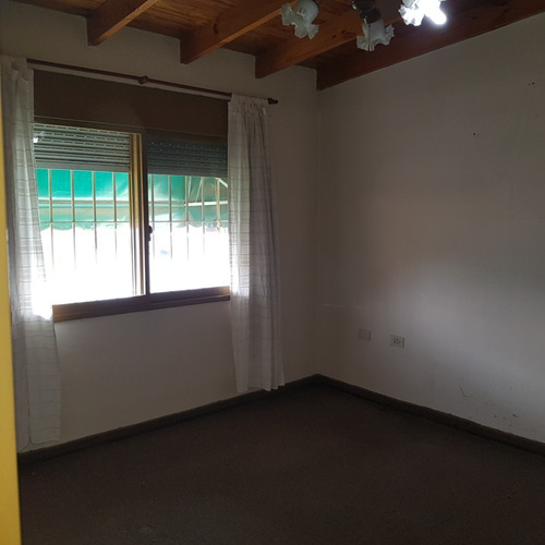 Cantisano Propiedades Vende Excelente Duplex Con Cochera Doble En 68 E 30 Y 31!!!