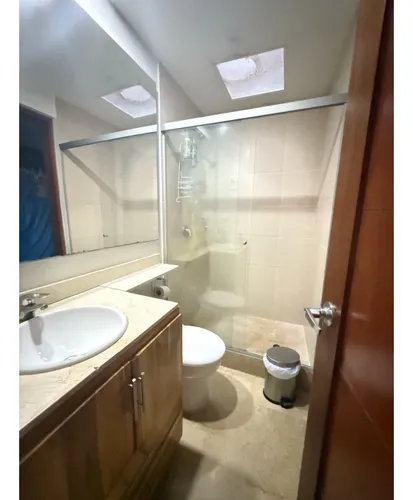 Casa Envigado Con Piscina Privada- 3alcobas-estudio- Área Total 397mt2