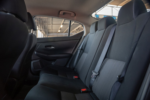 Nissan Sentra 1.8 Advance Cvt