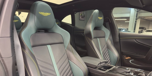 Aston Martin Dbx 707 Amr23