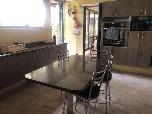 Imagen 5 de 12 de Estupenda Casa Esquinada En Tecamachalco Para Remodelar O
