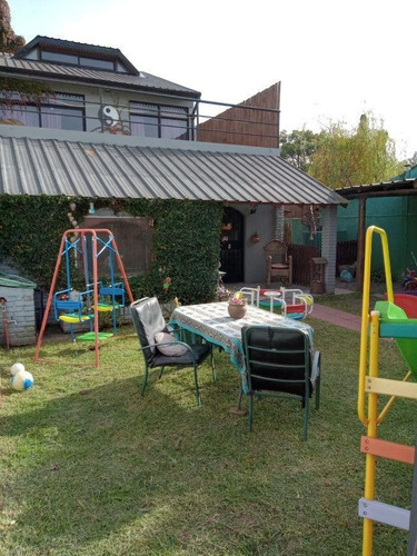 Casa Quinta En Alquiler Para 8 Personas En Parque Leloir Con Quincho Cubierto