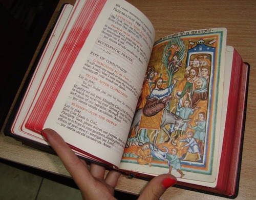 Saint Andrew Bible Missal / Missal Comiss St Andrew's Abbey