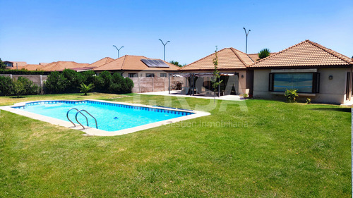 Hermosa Casa Quinta En Santa Ana De Chena  (19387)