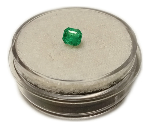 Esmeralda Colombiana, Corte Esmeralda, Natural 0.29ct Verde