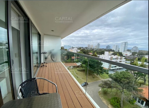 Imagen 2 de 13 de Venta De Apartamento De 1 Dormitorios Playa Brava, Punta Del Este