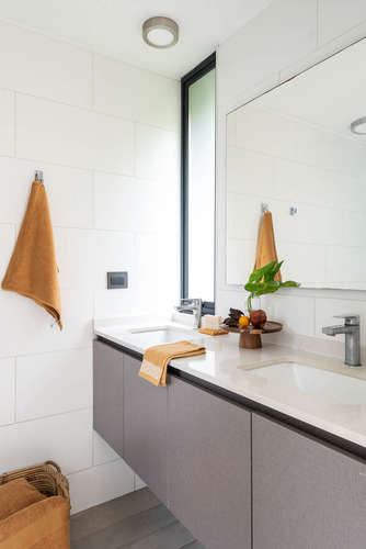 Oportunidad:moderno, Luminoso,seminuevo Con Patio Y 2 Suites
