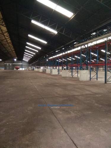 J.s Local Industrial En Maroñas