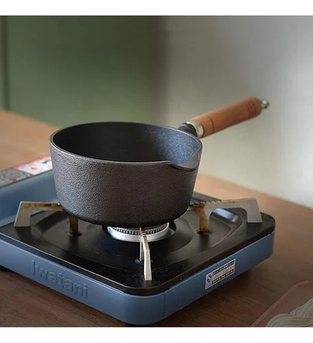Cazuela De Hierro Con Mango De Madera 13 Cm