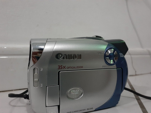 Filmadora Canon Dc210