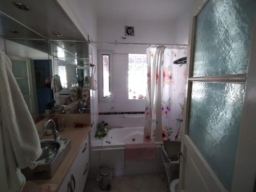 Casa 4 Dormitorios Con Departamento Cerro De Las Rosas Zona Norte