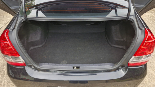 Toyota Etios 1.5 Sedan X