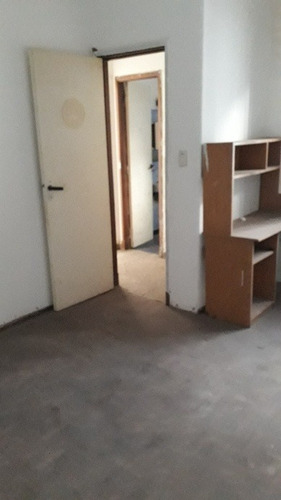 Imagen 6 de 9 de Departamento Tipo Casa En Venta En Lanus Este