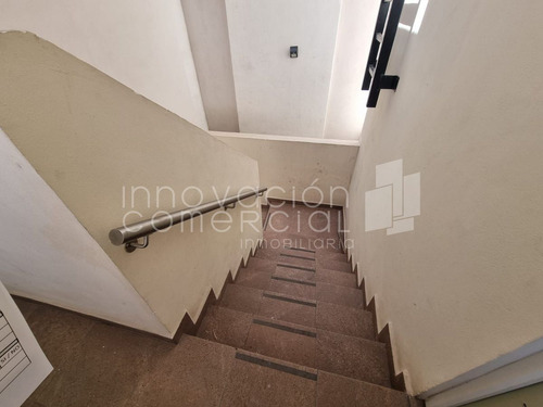 Departamento Amueblado En Renta En Privalia, Amplios Espacios