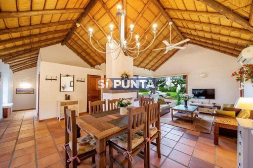 Imagen 3 de 17 de Casa En Venta