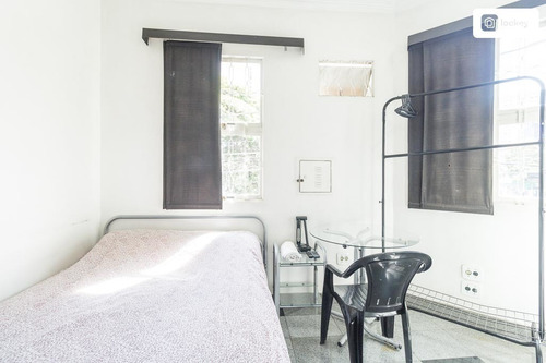 Imagem 1 de 12 de Aluguel De Flat Com 15m² E 1 Quarto - 7771