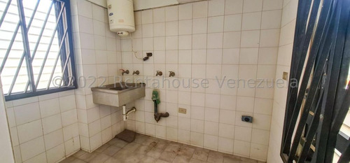 Imagen 8 de 15 de Apartamento En Venta Los Dos Caminos 22-21759