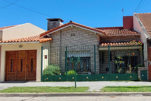 Chalet En Venta En Barrio Parque