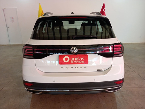 Imagem 6 de 8 de Volkswagen T-cross 1.0 200 Tsi Total Flex Comfortline Automá