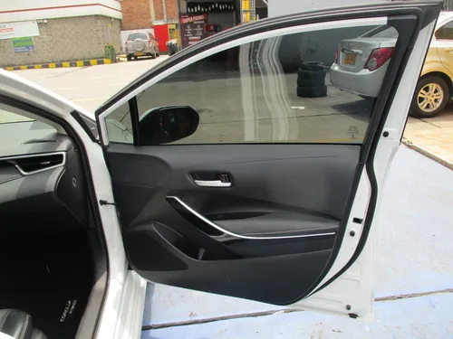 Toyota Corolla Se-g Hybrid 1800cc At Aa