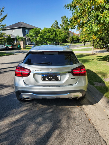 Mercedes-Benz Clase GLA 1.6 Gla200 Urban 156cv