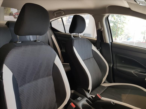 Imagem 4 de 6 de Nissan Versa 1.6 16v Sense