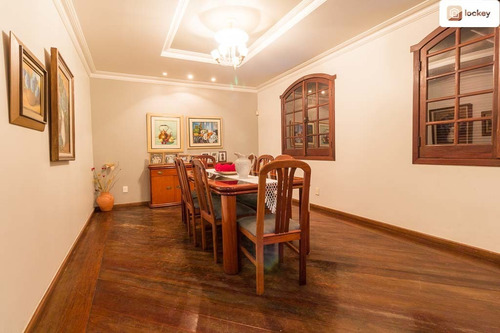 Imagem 4 de 15 de Aluguel De Casa Com 400m² E 5 Quartos - 3648
