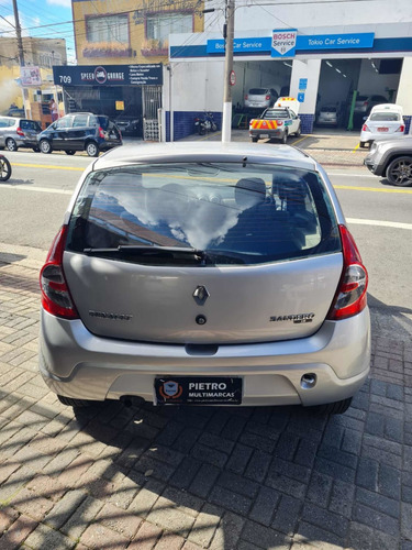 Imagem 2 de 4 de Renault Sandero 2011 1.6 Privilège Hi-torque 5p