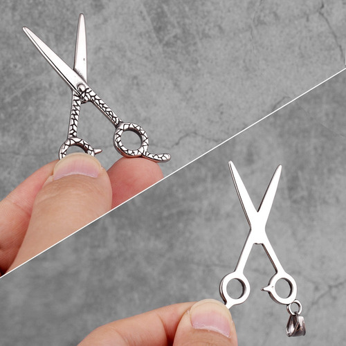 Imagem 3 de 5 de Colar Masculino Com Pingente Tesoura
