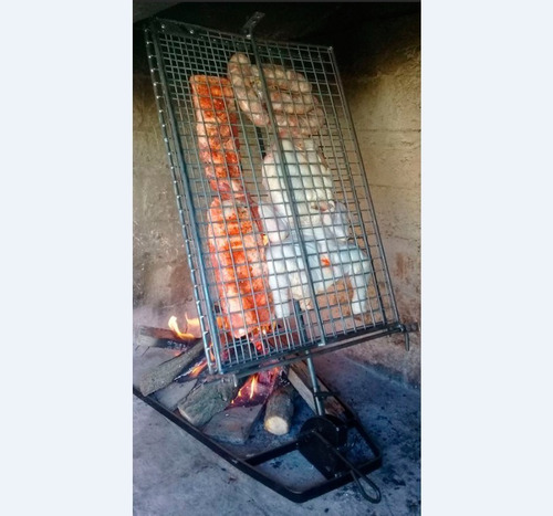 Imagen 4 de 10 de Parrilla Asador Mantera 50x70 Brasas