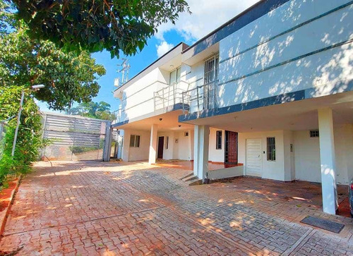 Imagen 2 de 10 de En Venta Linda Casa En Urb Privada La Pradera