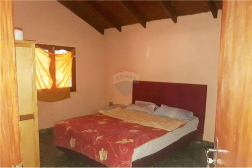 Imagen 11 de 14 de Vendo Casa En Hohenau Con 3 Habitaciones Y 1 Baños.