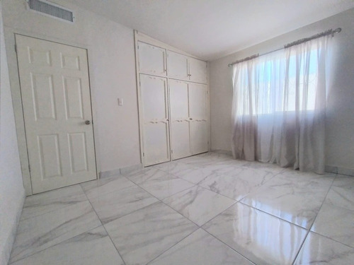Imagen 5 de 9 de Casa De Una Planta En Venta Col Rosario